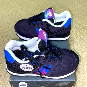 New Balance Sneakers 7t wide